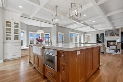 3643 Lerive Way, Chaska, MN 55318