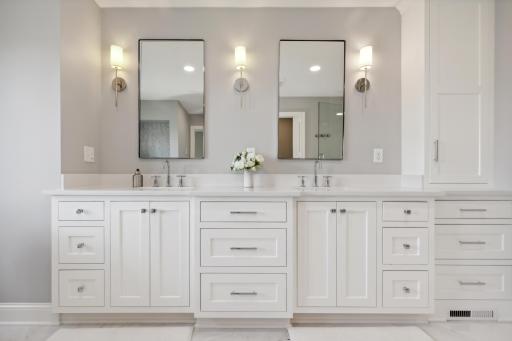 3643 Lerive Way, Chaska, MN 55318