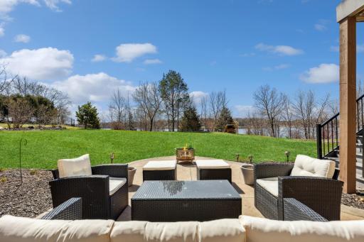 3643 Lerive Way, Chaska, MN 55318