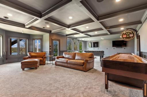 3643 Lerive Way, Chaska, MN 55318
