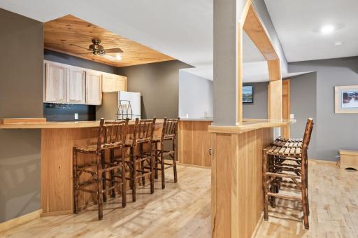 Pull right on up to enjoy drinks & snacks with friends