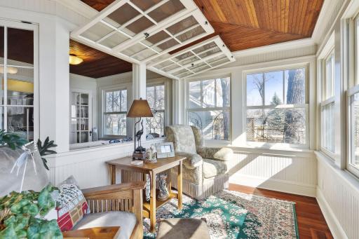 Photo for 125 Crabapple Lane, Excelsior, MN 55331 - Listing #6358078 125 Crabapple Lane, Excelsior, MN 55331