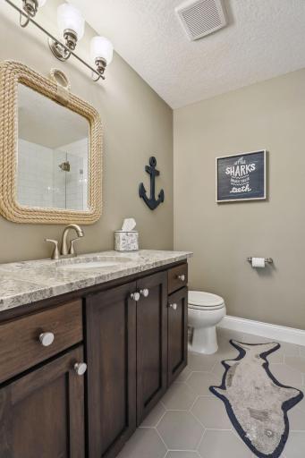 5724 Zenith Avenue S, Edina, MN 55410