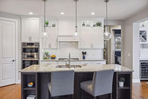 5724 Zenith Avenue S, Edina, MN 55410