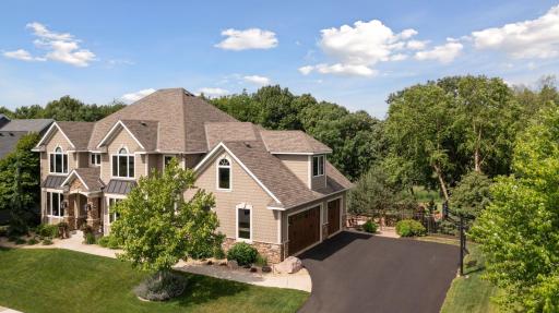 2944 Fairway Drive, Chaska, MN 55318