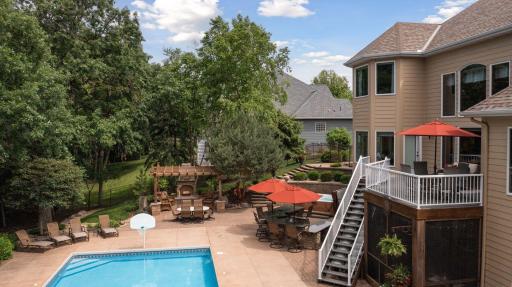 2944 Fairway Drive, Chaska, MN 55318