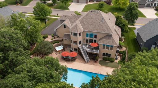 2944 Fairway Drive, Chaska, MN 55318
