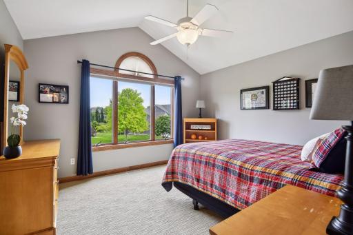 2944 Fairway Drive, Chaska, MN 55318