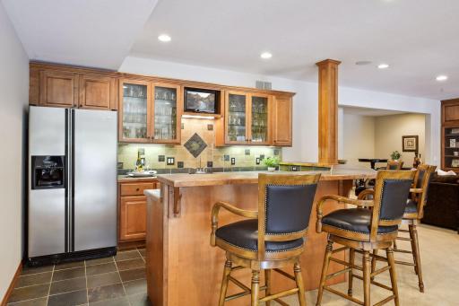 2944 Fairway Drive, Chaska, MN 55318