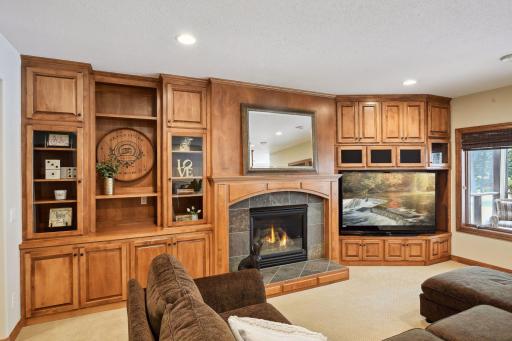 2944 Fairway Drive, Chaska, MN 55318