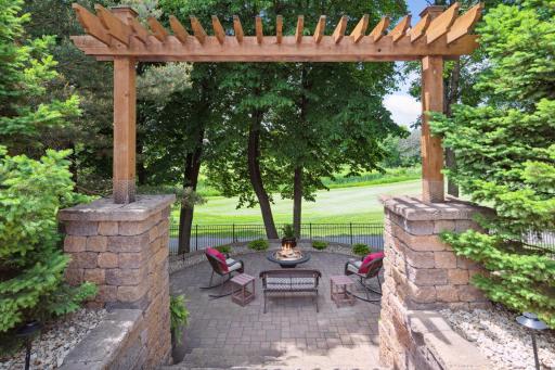 2944 Fairway Drive, Chaska, MN 55318