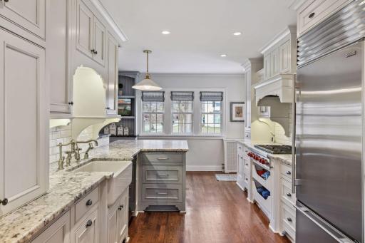 4807 Sunnyside Road, Edina, MN 55424