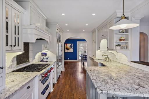 4807 Sunnyside Road, Edina, MN 55424