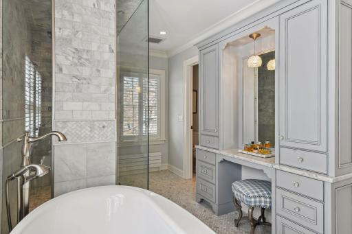 4807 Sunnyside Road, Edina, MN 55424