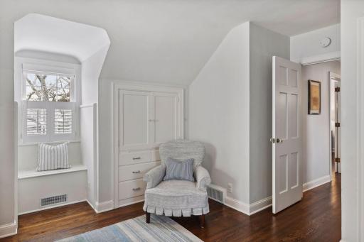 4807 Sunnyside Road, Edina, MN 55424