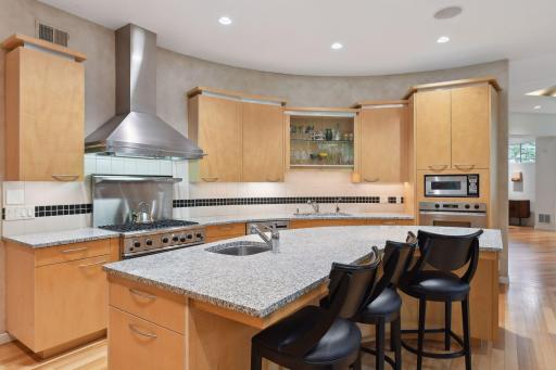 15256 Wild Wings, Minnetonka, MN 55345