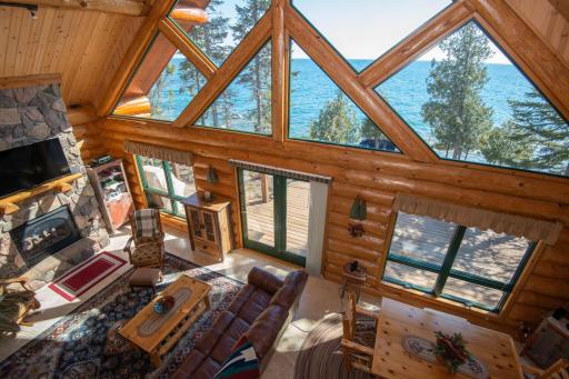 164 W Harbor View Trail, Grand Marais, MN 55604