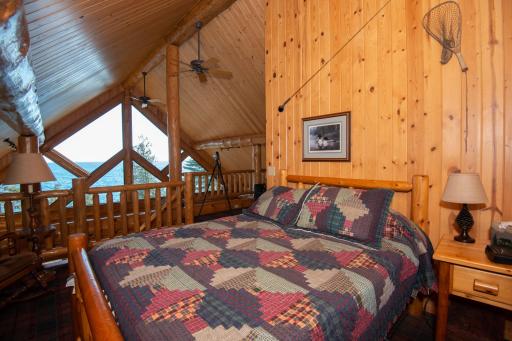 164 W Harbor View Trail, Grand Marais, MN 55604