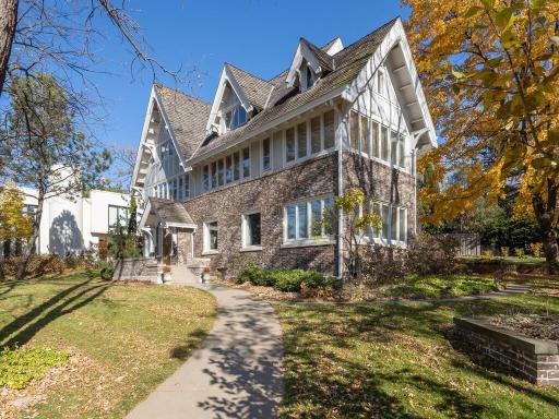 4751 Girard Avenue S, Minneapolis, MN 55419