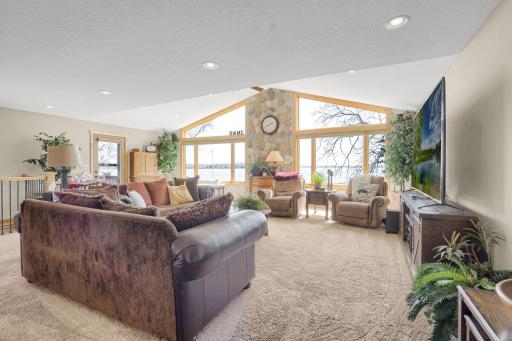 7041 N Shore Trail N, Forest Lake, MN 55025