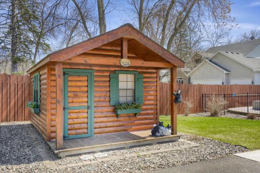 7041 N Shore Trail N, Forest Lake, MN 55025