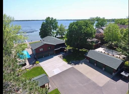 7041 N Shore Trail N, Forest Lake, MN 55025