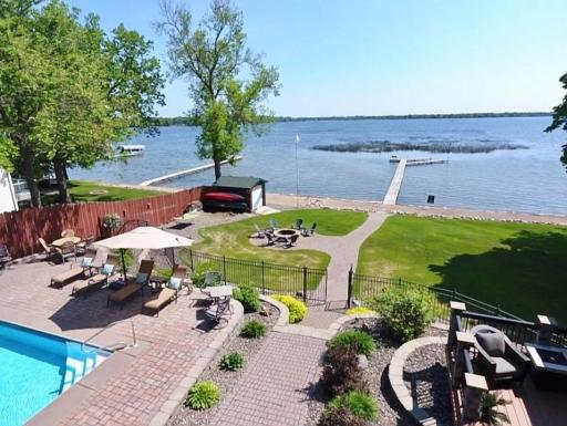 7041 N Shore Trail N, Forest Lake, MN 55025