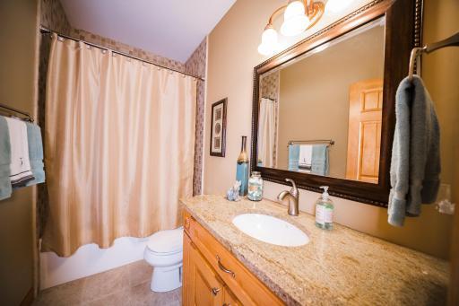 511 N Shore Drive, Detroit Lakes, MN 56501