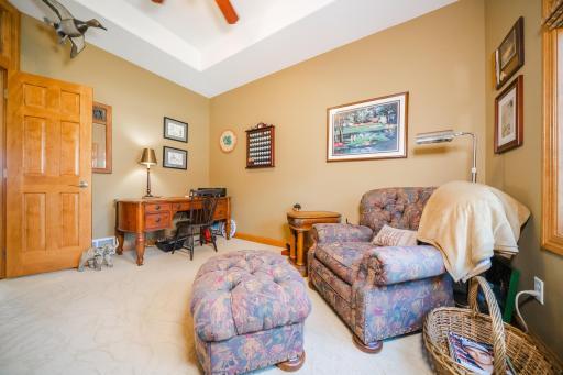 511 N Shore Drive, Detroit Lakes, MN 56501