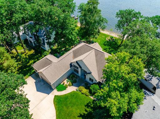 511 N Shore Drive, Detroit Lakes, MN 56501