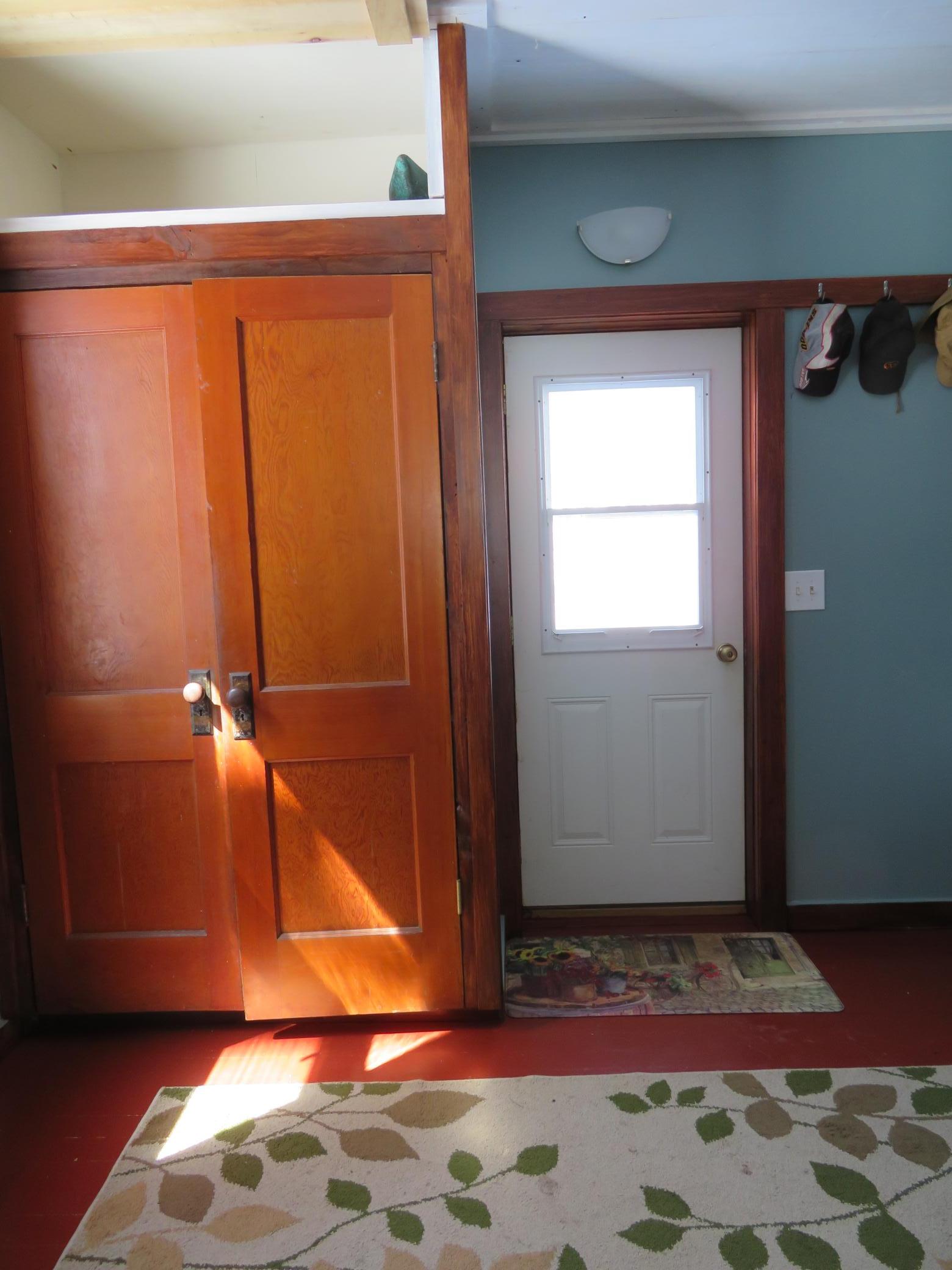 Back Entryway.JPG