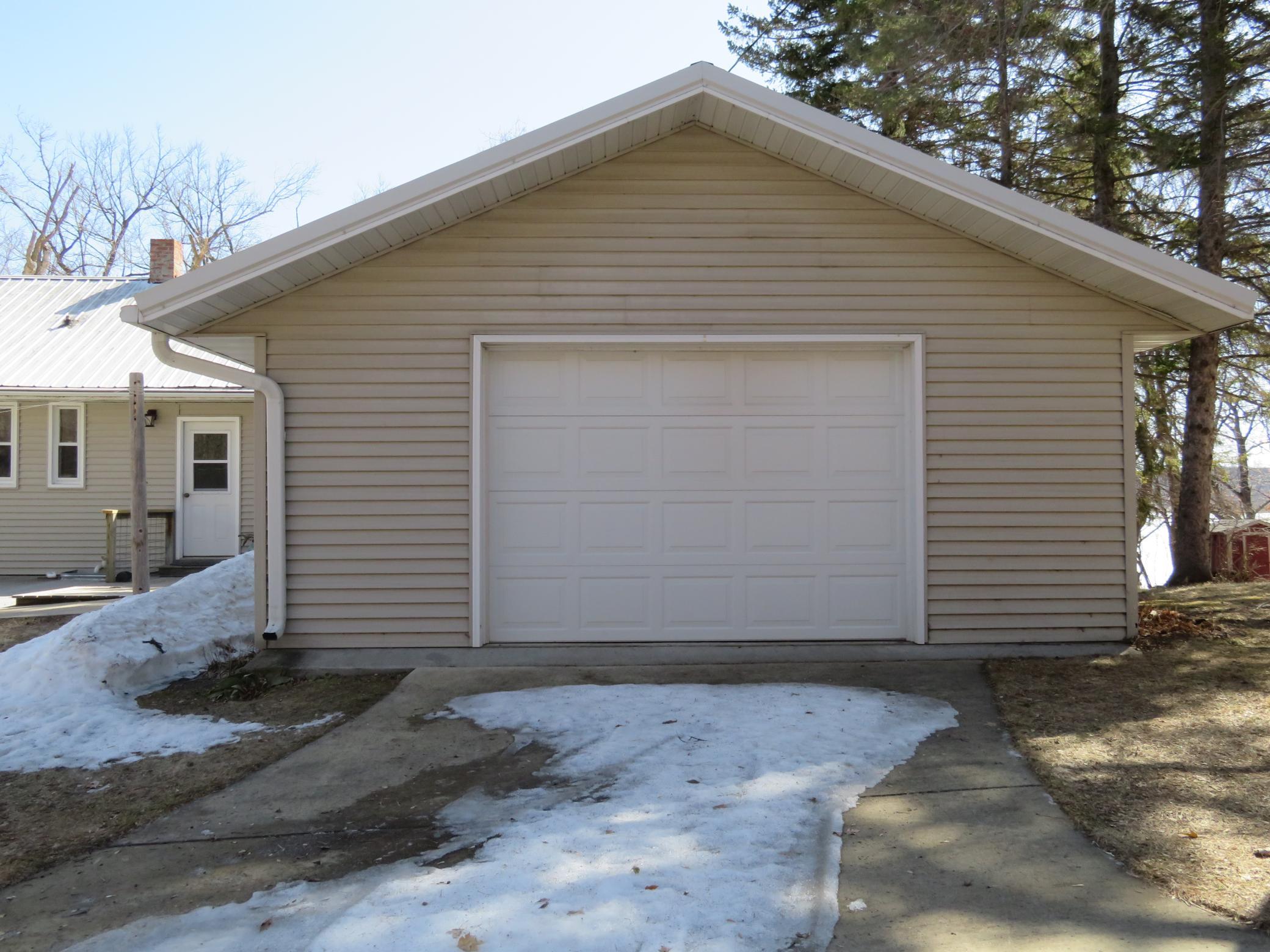 Single Garage.JPG