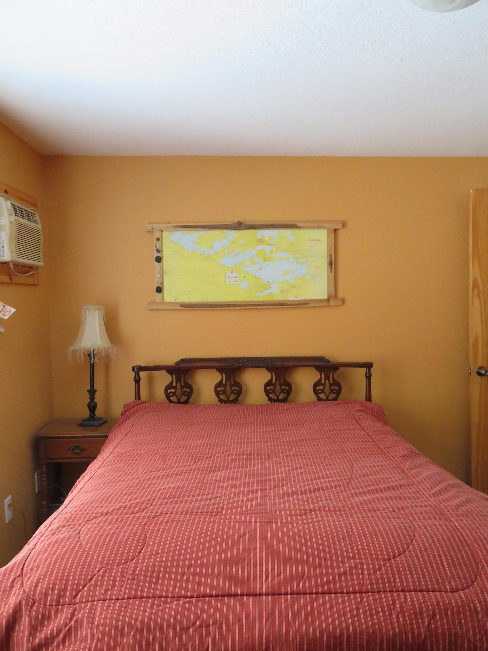 Bedroom 2.JPG