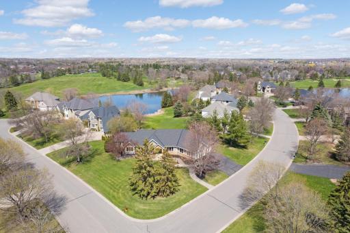 9666 Wellington Lane, Woodbury, MN 55125