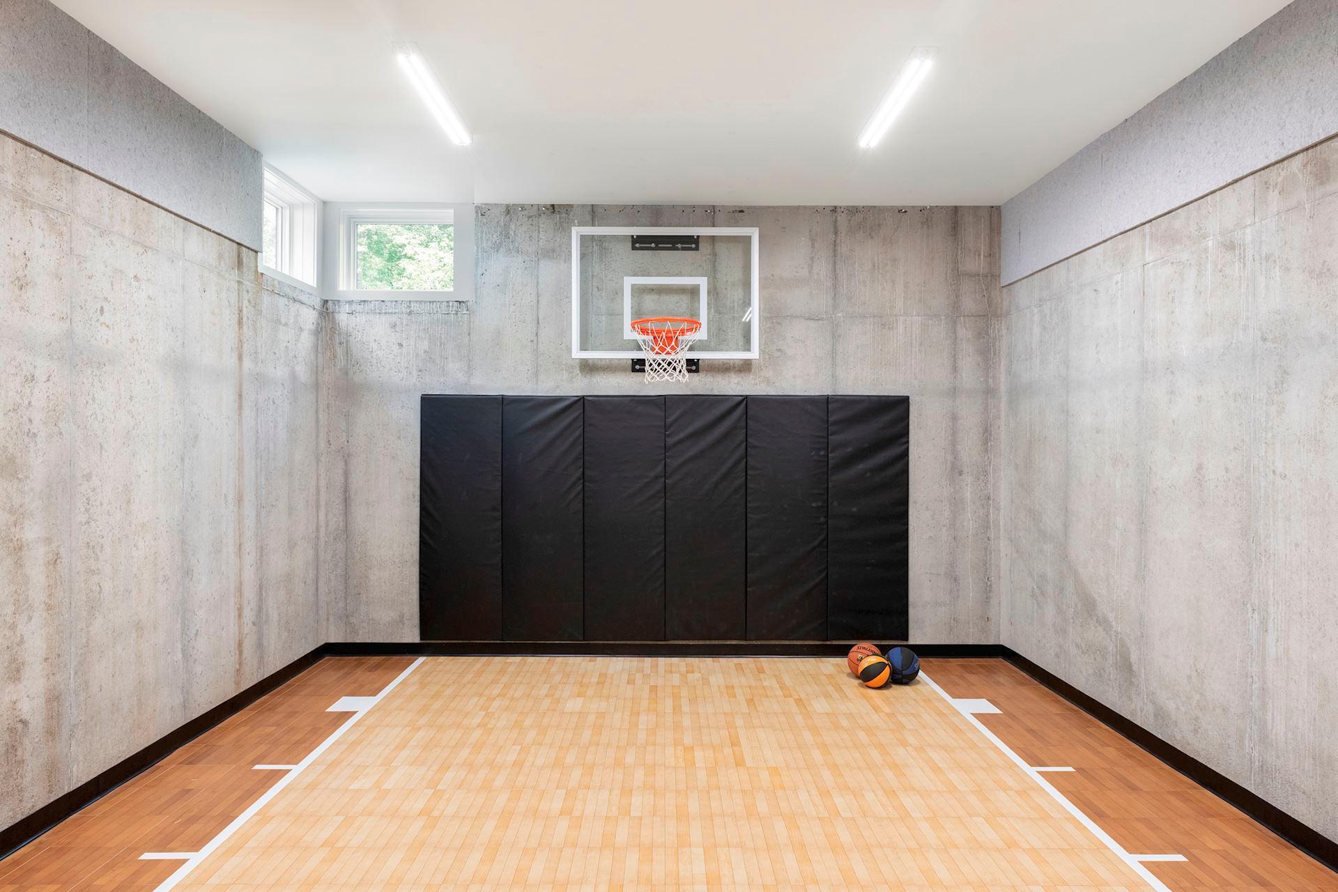 Family-Friendly Rec Room with Plenty of Space to Play