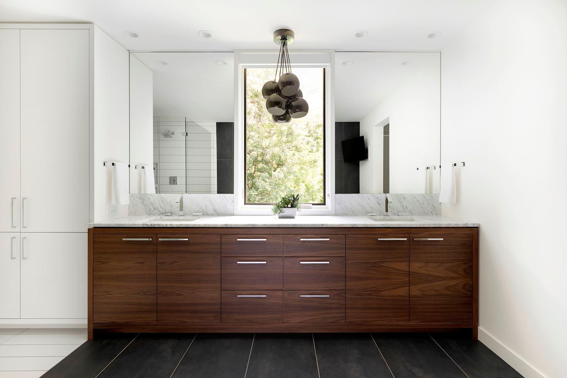 Luxurious Master Bedroom