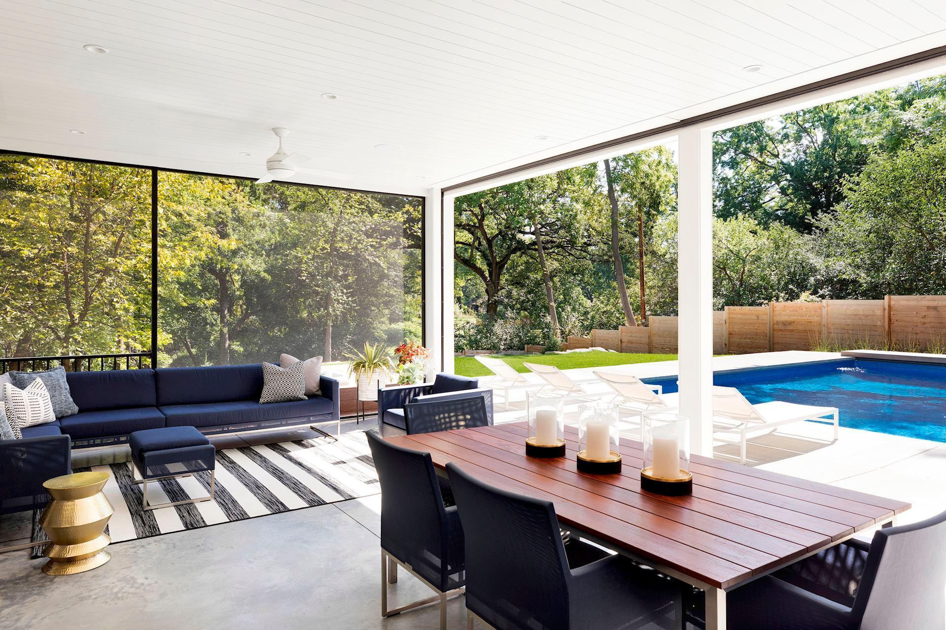 Indoor & Outdoor Entertaining Space poolside