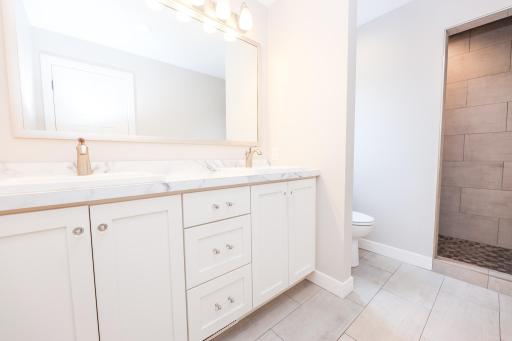 3612 Crestwood Drive NE, Alexandria, MN 56308