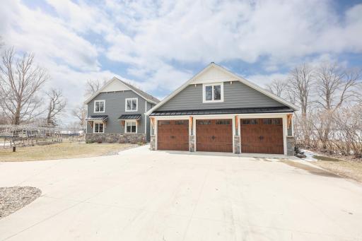 3612 Crestwood Drive NE, Alexandria, MN 56308
