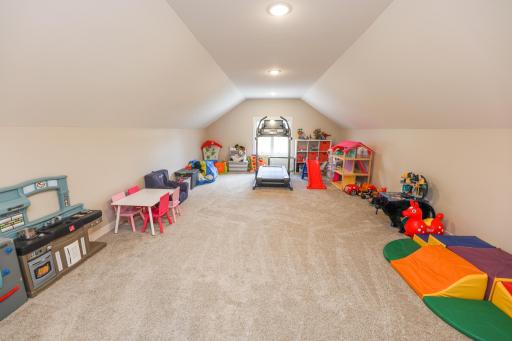 3612 Crestwood Drive NE, Alexandria, MN 56308
