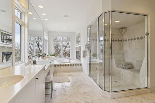 Suite bath and steam shower