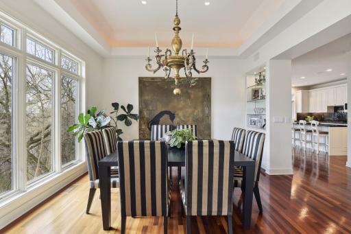 Semi formal dining alcove