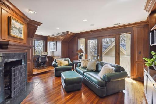 Great balcony with south and west sights