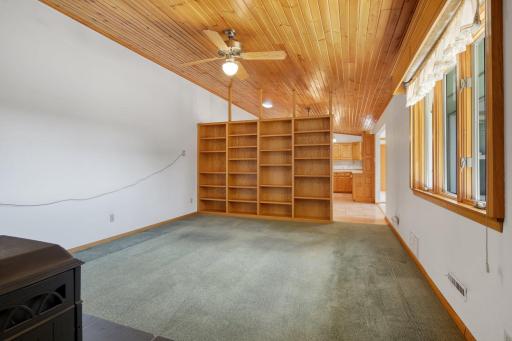 Built in storage/bookcases between the dining room and family room