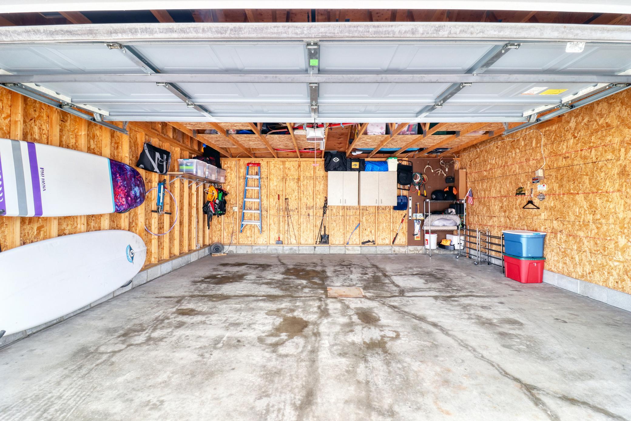 Garage1_2.jpg