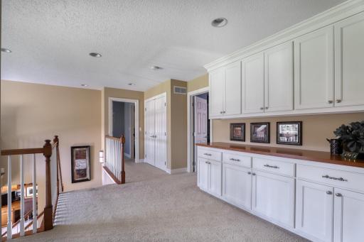 2041 Timberwood Drive, Chanhassen, MN 55317