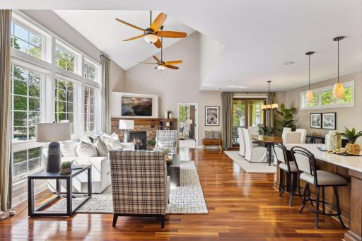 19080 Azure Road, Wayzata, MN 55391
