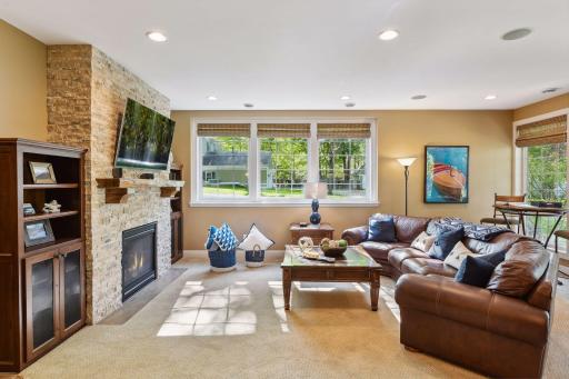 19080 Azure Road, Wayzata, MN 55391