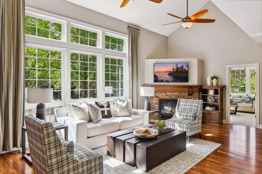 19080 Azure Road, Wayzata, MN 55391