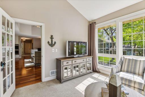 19080 Azure Road, Wayzata, MN 55391